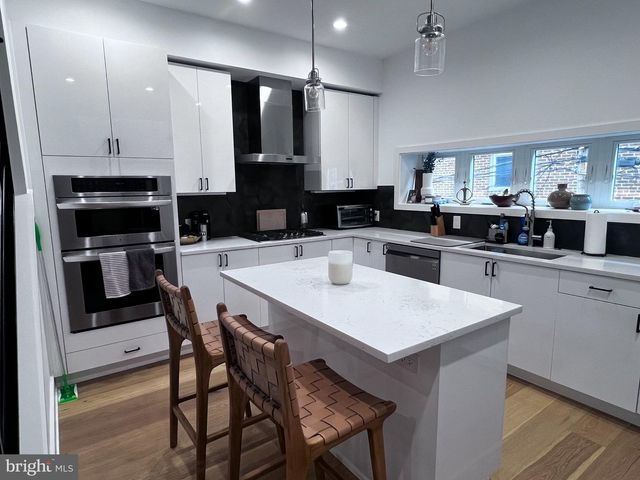 1748 N HOPE ST, Philadelphia, PA 19122
