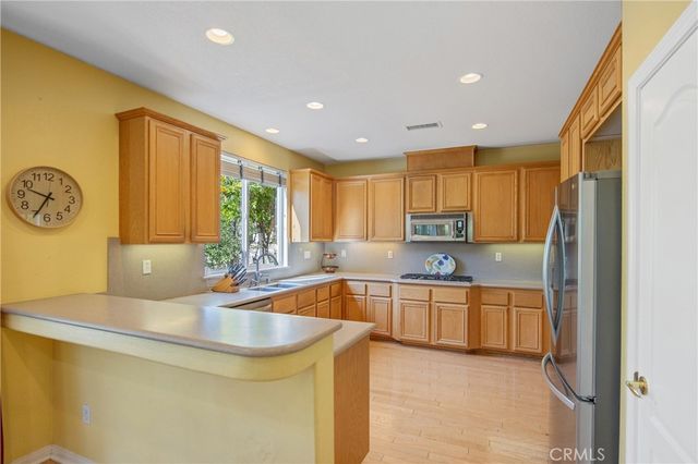 22020 Superior Court, Saugus, CA 91390