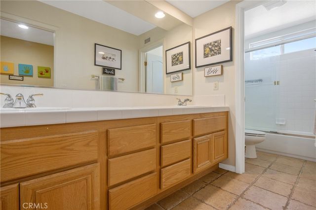 22020 Superior Court, Saugus, CA 91390