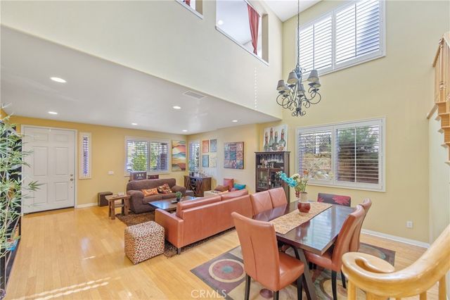 22020 Superior Court, Saugus, CA 91390