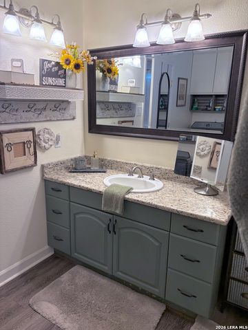 199 OLD CAMPBELL RD, Seguin, TX 78155