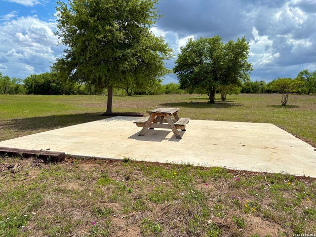 199 OLD CAMPBELL RD, Seguin, TX 78155