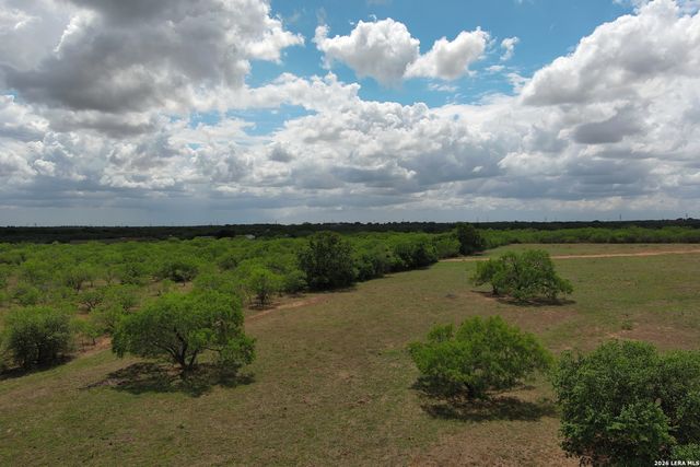 199 OLD CAMPBELL RD, Seguin, TX 78155