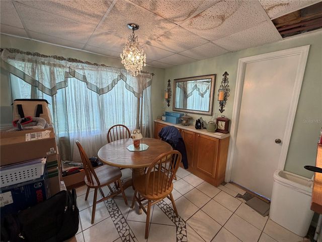 111 SW 158TH TERRACE, Ocala, FL 34481