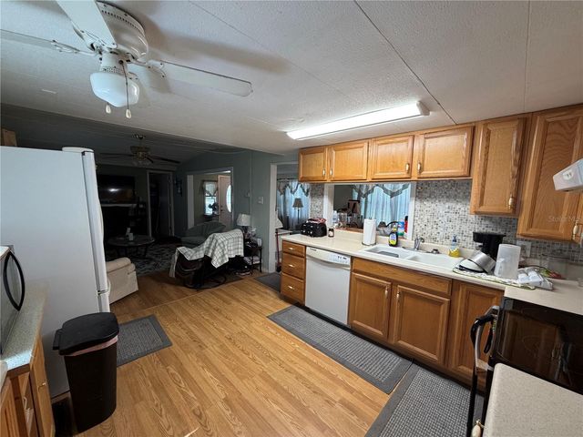 111 SW 158TH TERRACE, Ocala, FL 34481
