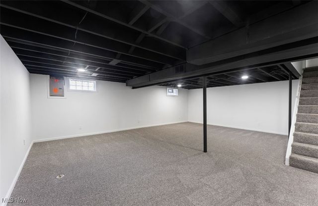 5318 Pinecrest Avenue, Youngstown, OH 44515