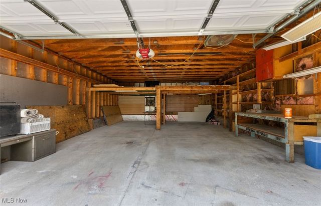 5318 Pinecrest Avenue, Youngstown, OH 44515