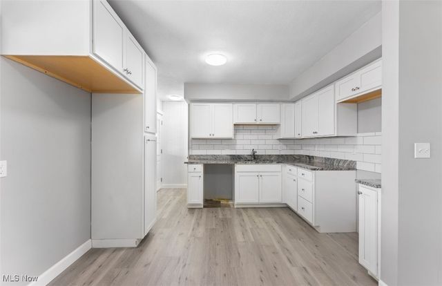 5318 Pinecrest Avenue, Youngstown, OH 44515