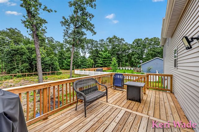 370 Chopin Drive, Muskegon, MI 49442