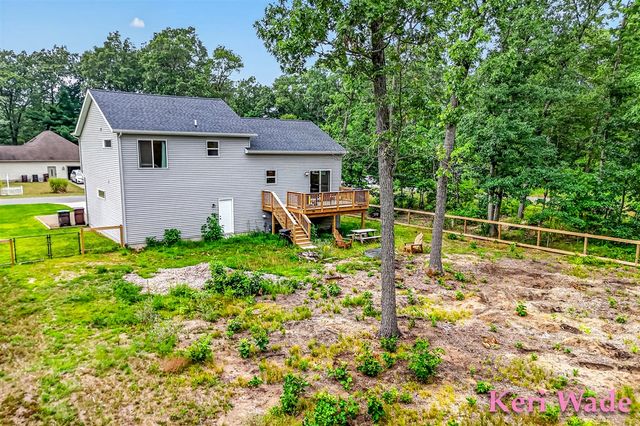 370 Chopin Drive, Muskegon, MI 49442