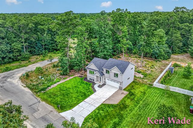 370 Chopin Drive, Muskegon, MI 49442
