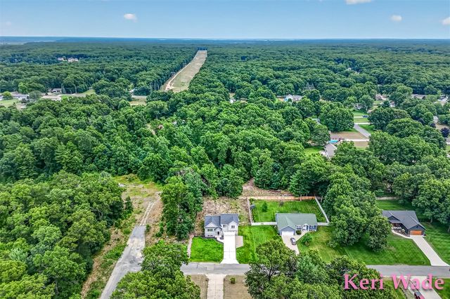 370 Chopin Drive, Muskegon, MI 49442