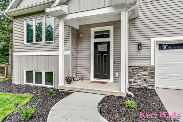 370 Chopin Drive, Muskegon, MI 49442