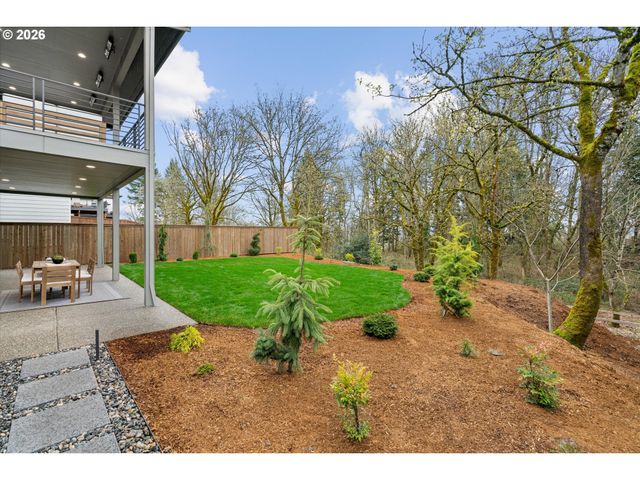 590 W U St, Washougal, WA 98671