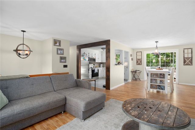 5 Teakwood Drive, Coventry, RI 02816