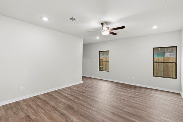 12214 Mead Grove Drive, Texas City, TX 77591