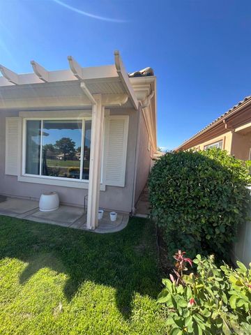 4929 Rolling Hills Avenue, Banning, CA 92220