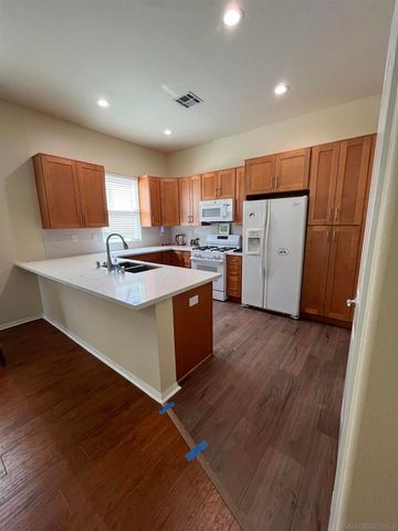4929 Rolling Hills Avenue, Banning, CA 92220