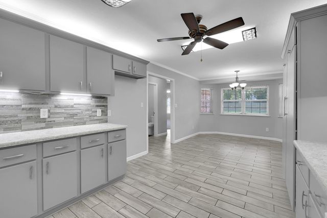 7219 Nickaburr Creek Drive, Magnolia, TX 77354