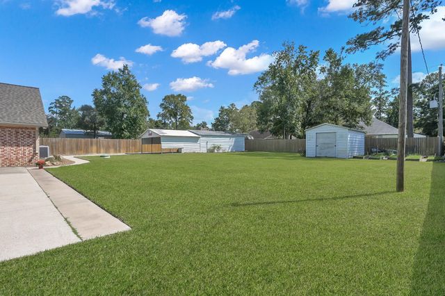 7219 Nickaburr Creek Drive, Magnolia, TX 77354