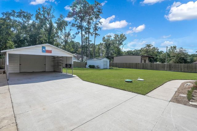 7219 Nickaburr Creek Drive, Magnolia, TX 77354