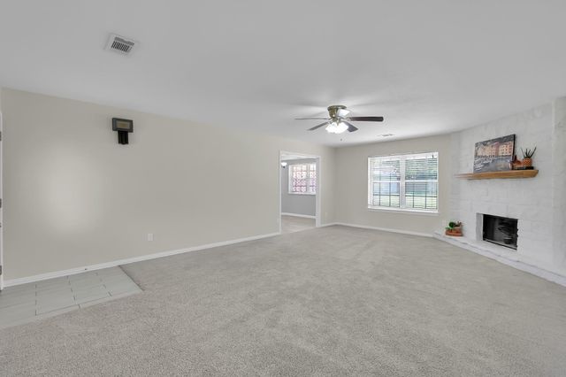 7219 Nickaburr Creek Drive, Magnolia, TX 77354