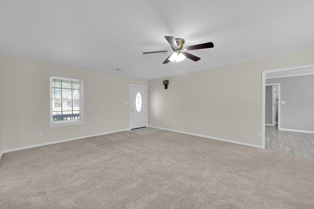 7219 Nickaburr Creek Drive, Magnolia, TX 77354