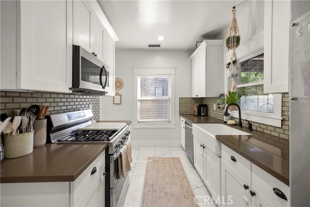 236 W 1st Street, San Dimas, CA 91773