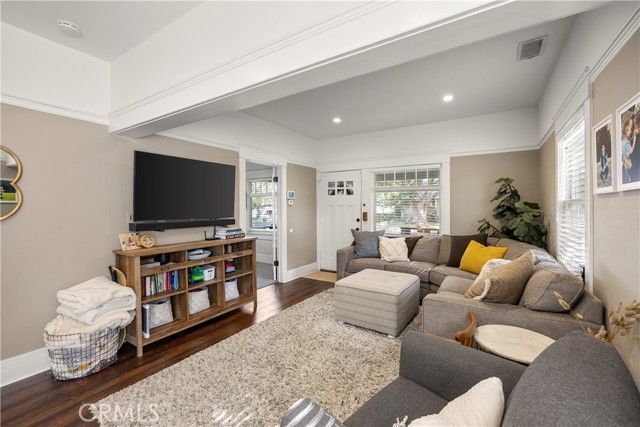 236 W 1st Street, San Dimas, CA 91773