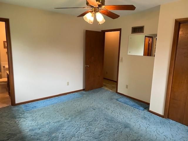 10711 W 92nd Street, Overland Park, KS 66214