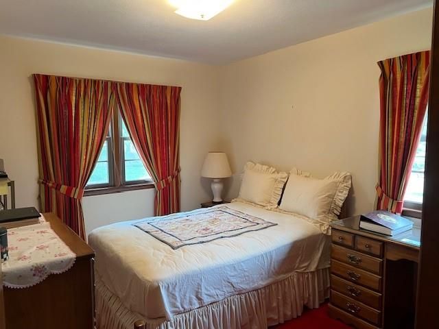 10711 W 92nd Street, Overland Park, KS 66214