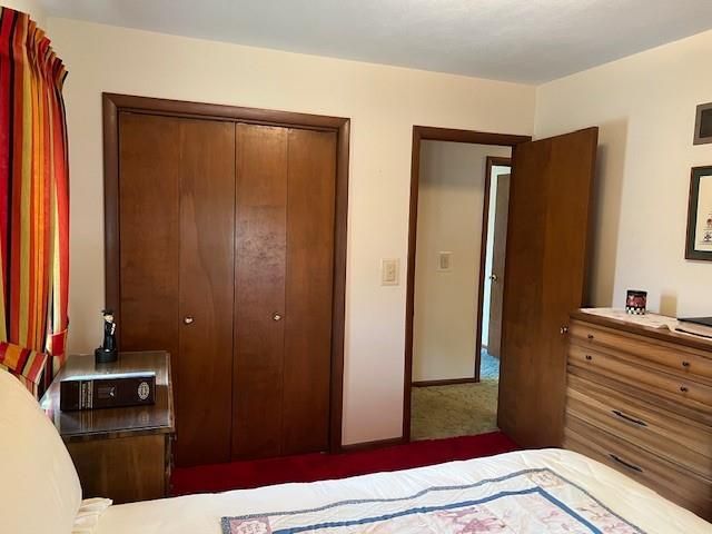 10711 W 92nd Street, Overland Park, KS 66214