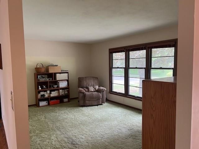 10711 W 92nd Street, Overland Park, KS 66214