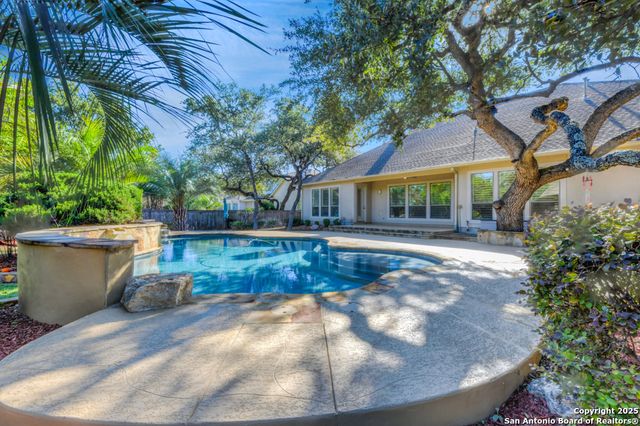 142 Candelaria, Helotes, TX 78023