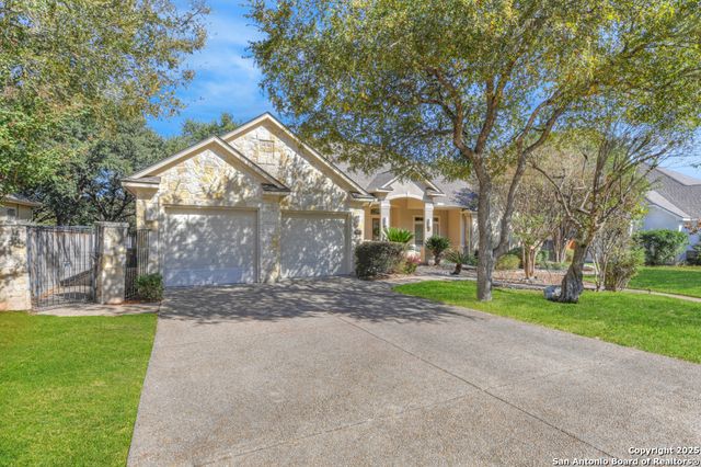 142 Candelaria, Helotes, TX 78023