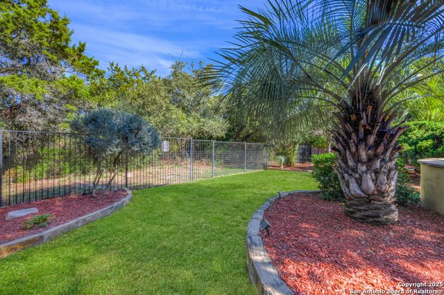 142 Candelaria, Helotes, TX 78023