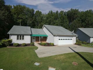 21 Creekdale Court, Greenville, SC 29615