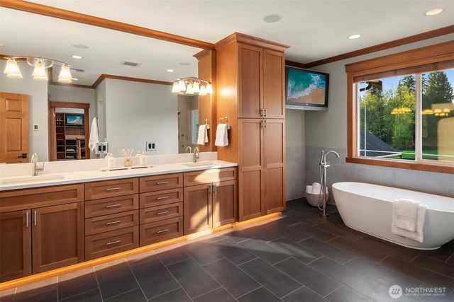 11712 84TH STREET NE, Lake Stevens, WA 98258