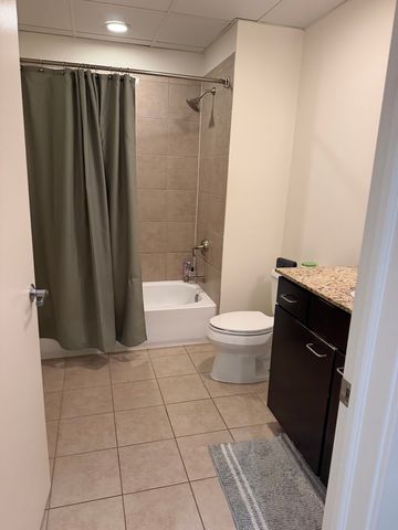 922 W Washington Boulevard 406, Chicago, IL 60607