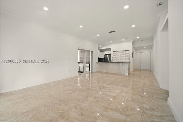 5202 NW 187th St 0, Miami Gardens, FL 33055