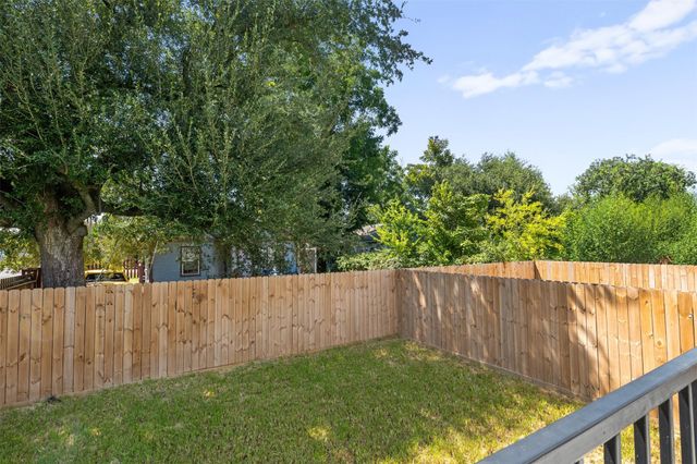 2301 Staples Street, Houston, TX 77026