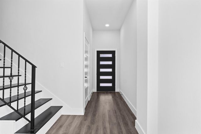 2301 Staples Street, Houston, TX 77026