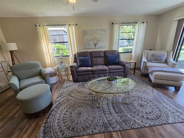 6080 80TH STREET N 102, St Petersburg, FL 33709