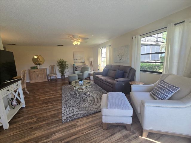 6080 80TH STREET N 102, St Petersburg, FL 33709
