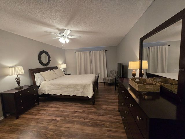 6080 80TH STREET N 102, St Petersburg, FL 33709