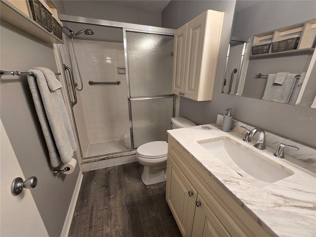 6080 80TH STREET N 102, St Petersburg, FL 33709