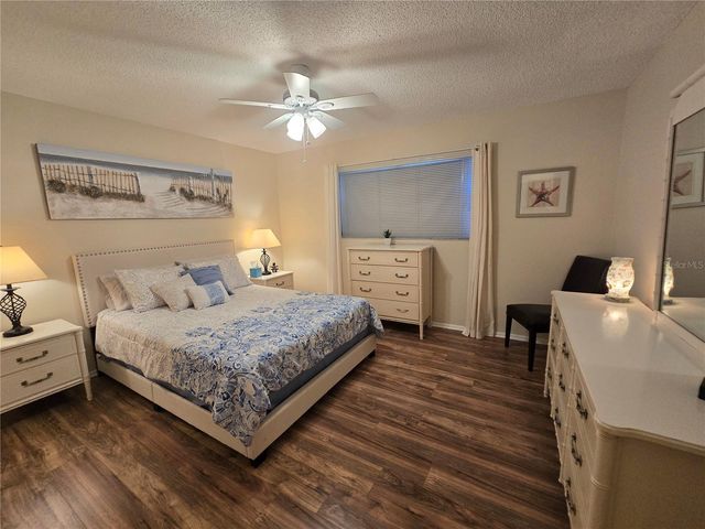 6080 80TH STREET N 102, St Petersburg, FL 33709