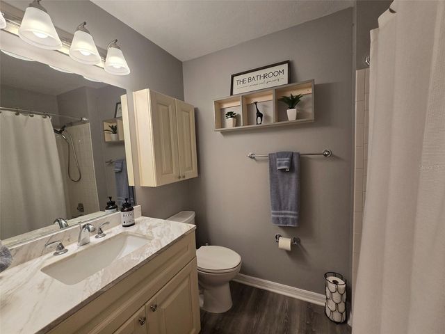 6080 80TH STREET N 102, St Petersburg, FL 33709