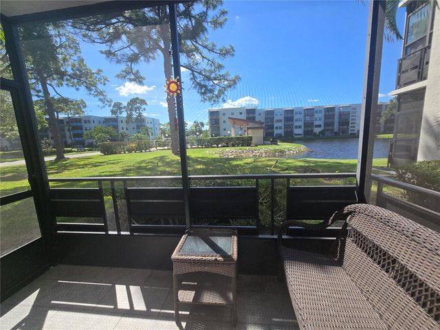 6080 80TH STREET N 102, St Petersburg, FL 33709