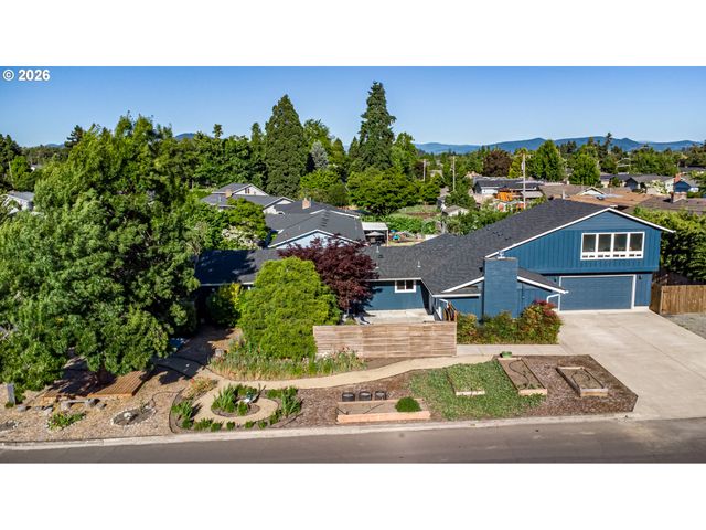 2615 3RD St, Springfield, OR 97477